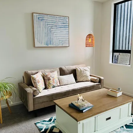 Avon Valley Vista- Modern Chic Family Home With Nespresso & Parking